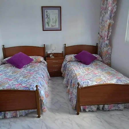 Vistas Al Mar E Isla De La Toja Apartamento *