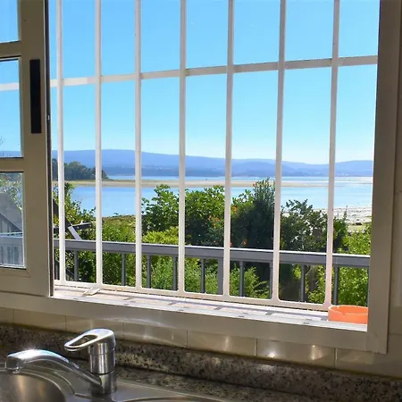 Vistas Al Mar E Isla De La Toja